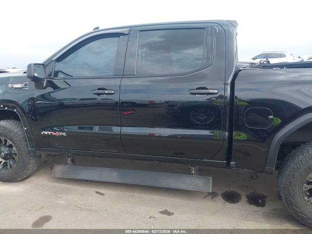GMC Sierra 1500 4wd  Short Box At4x