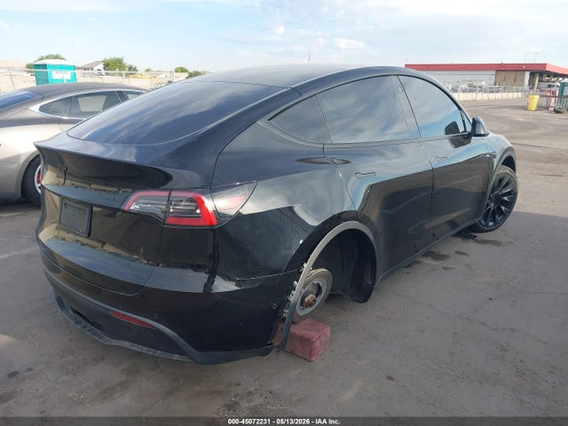 Tesla Model Y Long Range Dual Motor All-wheel Drive