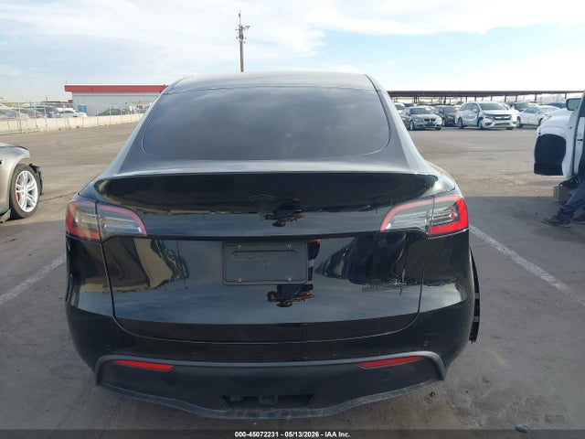 Tesla Model Y Long Range Dual Motor All-wheel Drive