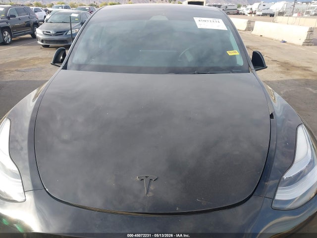 Tesla Model Y Long Range Dual Motor All-wheel Drive
