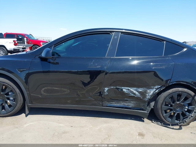 Tesla Model Y Long Range Dual Motor All-wheel Drive