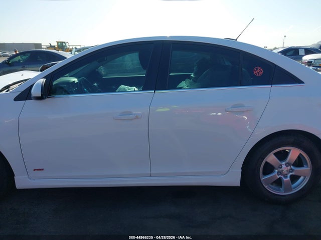Chevrolet Cruze 1lt Auto