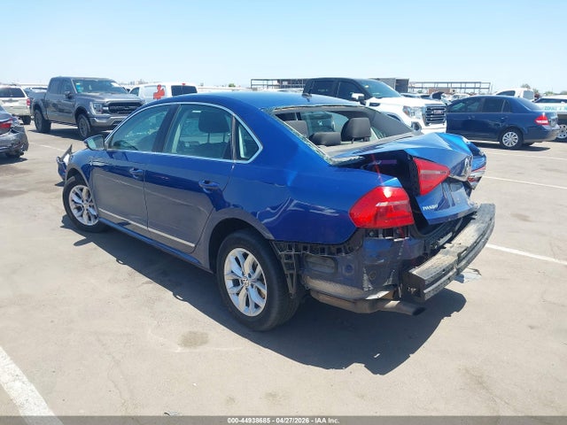 Volkswagen Passat 1.8t S