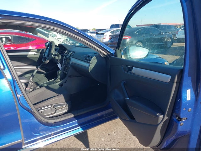 Volkswagen Passat 1.8t S