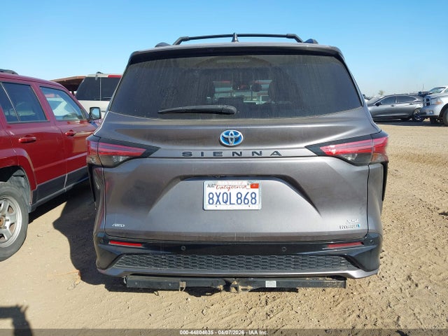 Toyota Sienna Xse