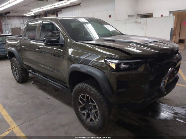 Salvage Chevrolet Colorado Image