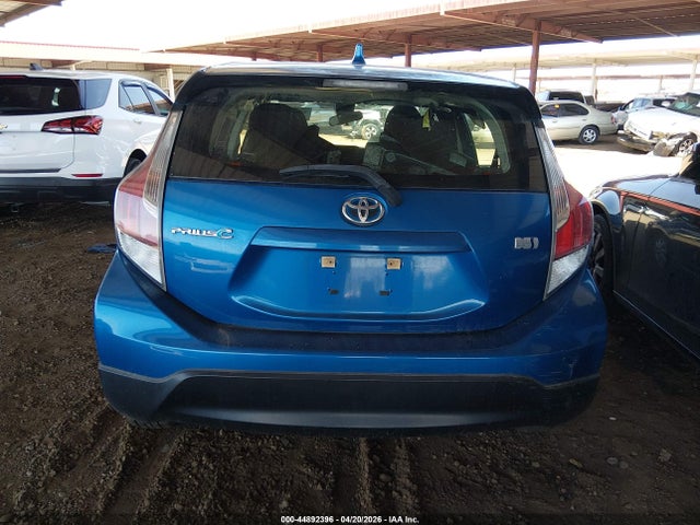 Toyota Prius c Two