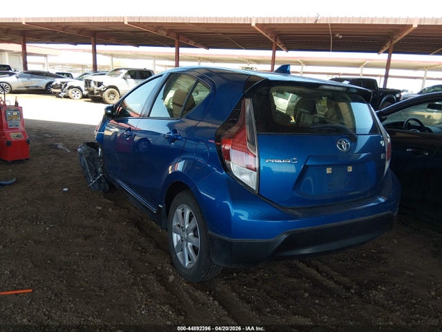 Toyota Prius c Two