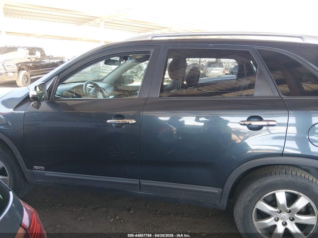 Kia Sorento Lx V6