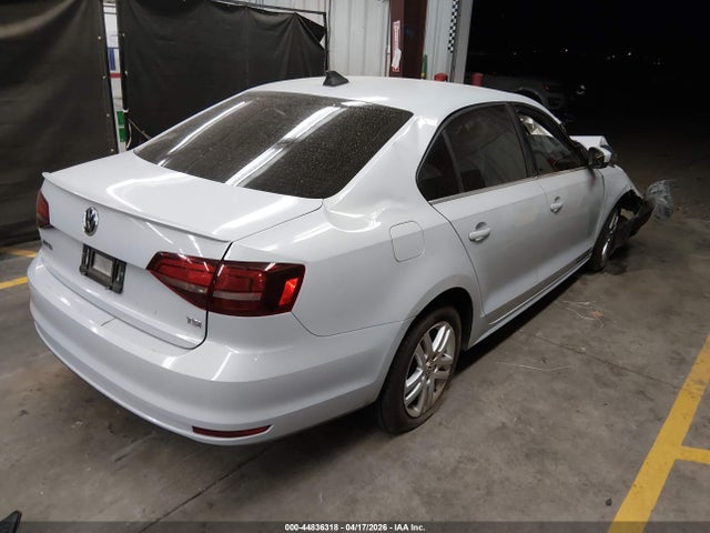 Volkswagen Jetta 1.4t S