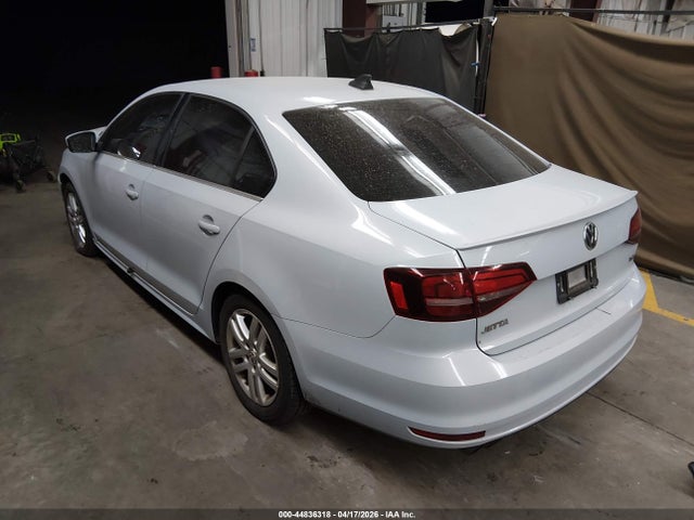 Volkswagen Jetta 1.4t S