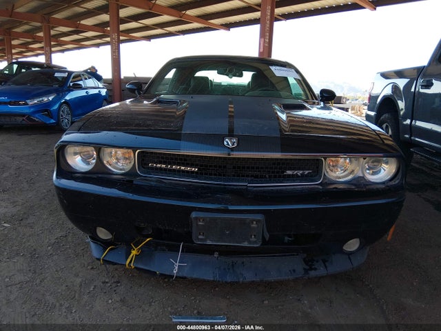 Dodge Challenger Srt8
