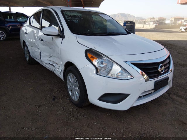 Salvage Nissan Versa Image