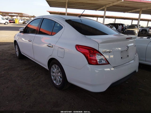 Nissan Versa 1.6 Sv