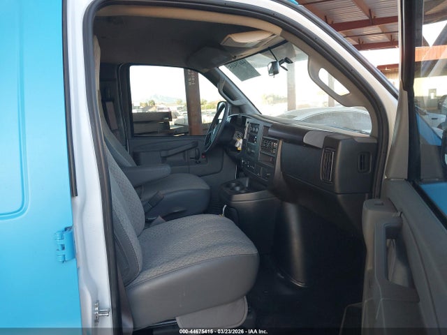 GMC Savana Rwd 3500 Extended Wheelbase Work Van