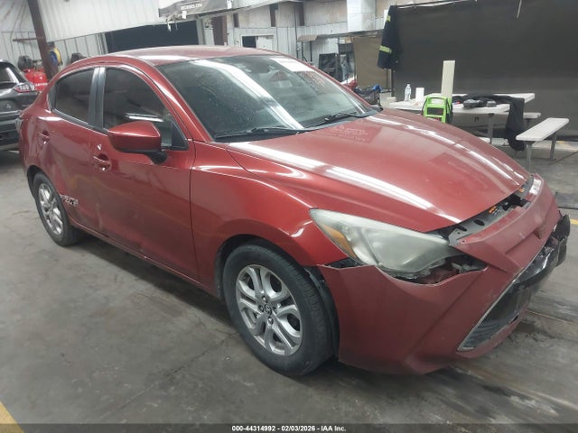 Salvage Toyota Yaris Image
