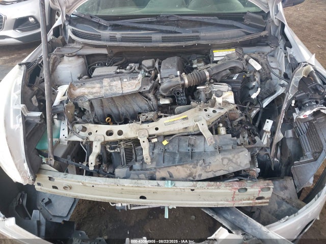 Nissan Versa 1.6 S+