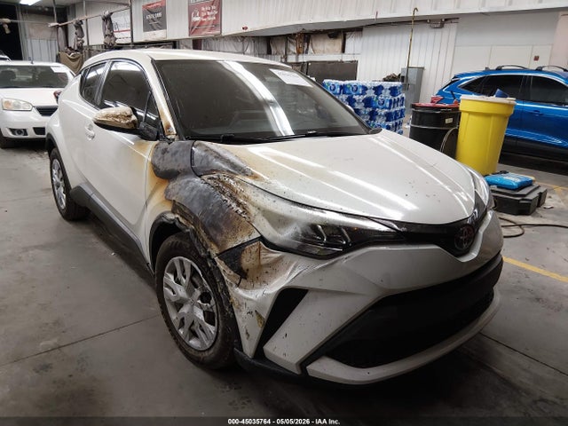 Salvage Toyota C-HR Image