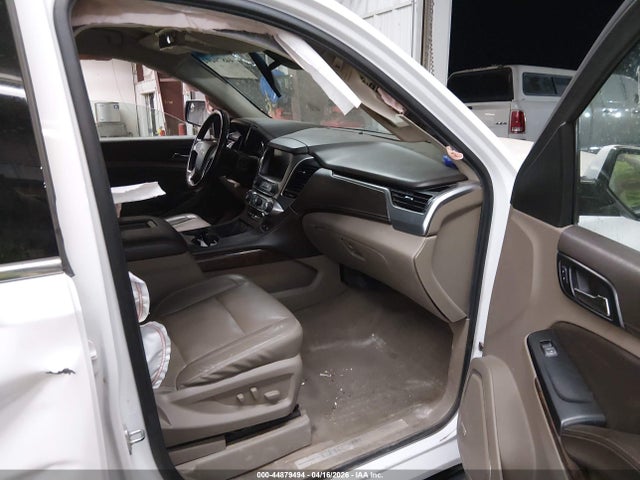 Chevrolet Suburban Lt