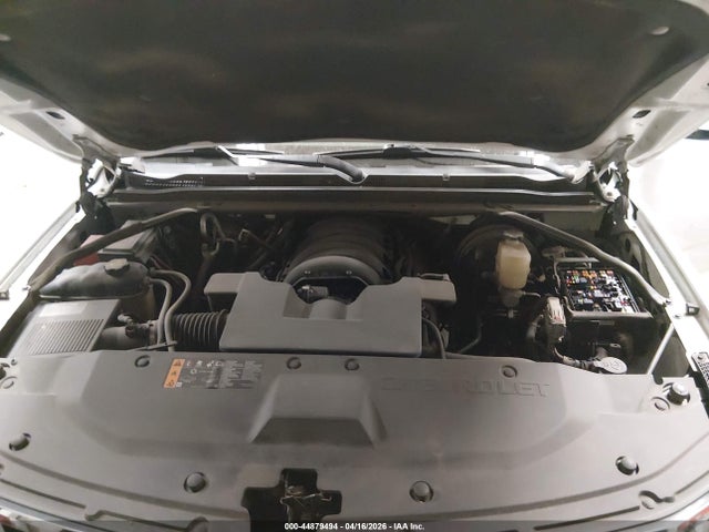 Chevrolet Suburban Lt
