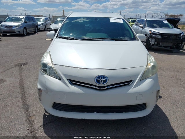 Toyota Prius v Three
