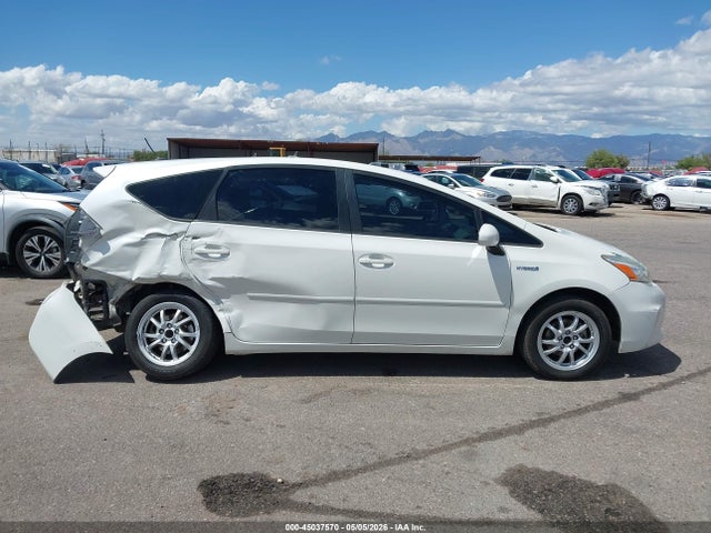 Toyota Prius v Three
