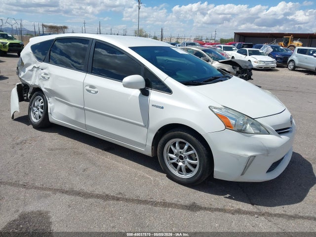Salvage Toyota Prius v Image