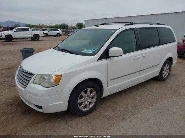 Chrysler Town & Country Touring