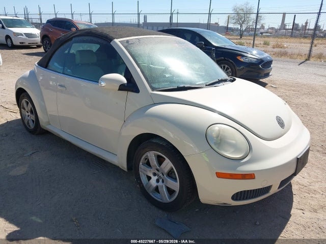 Salvage Volkswagen Beetle Image