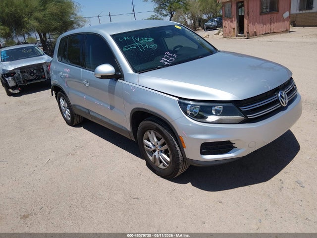 Salvage Volkswagen Tiguan Image