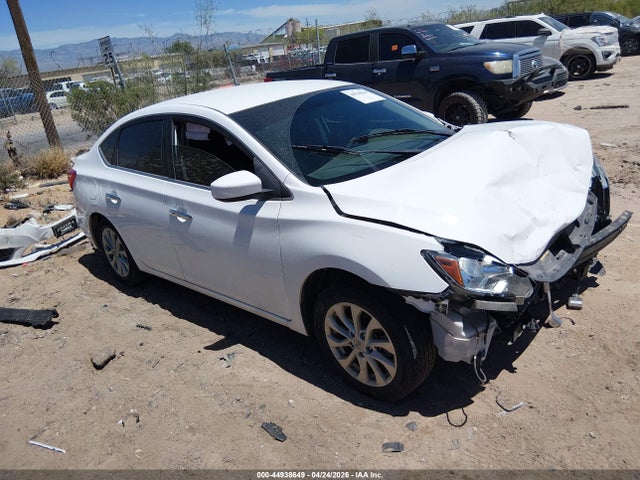 Salvage Nissan Sentra Image
