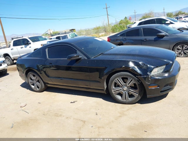 Ford Mustang V6 Premium