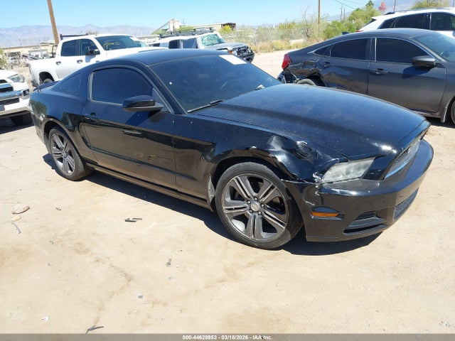 Salvage Ford Mustang Image