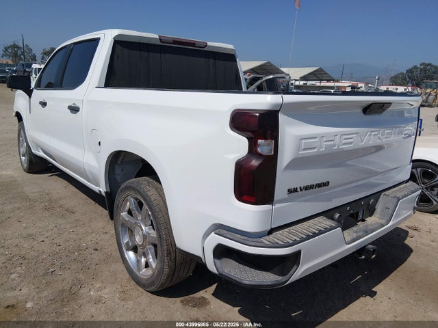 Chevrolet Silverado 1500 2wd  Short Bed Custom