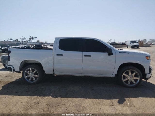 Chevrolet Silverado 1500 2wd  Short Bed Custom