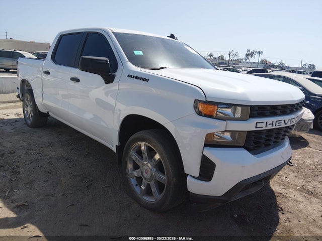 Salvage Chevrolet Silverado 1500 Image