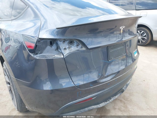 Tesla Model Y Performance Dual Motor All-wheel Drive