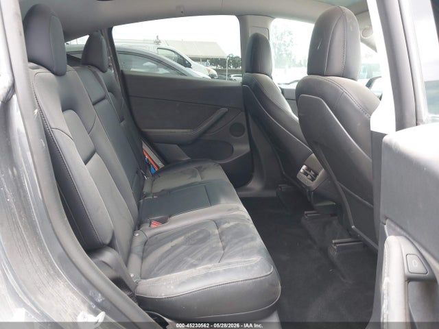 Tesla Model Y Performance Dual Motor All-wheel Drive