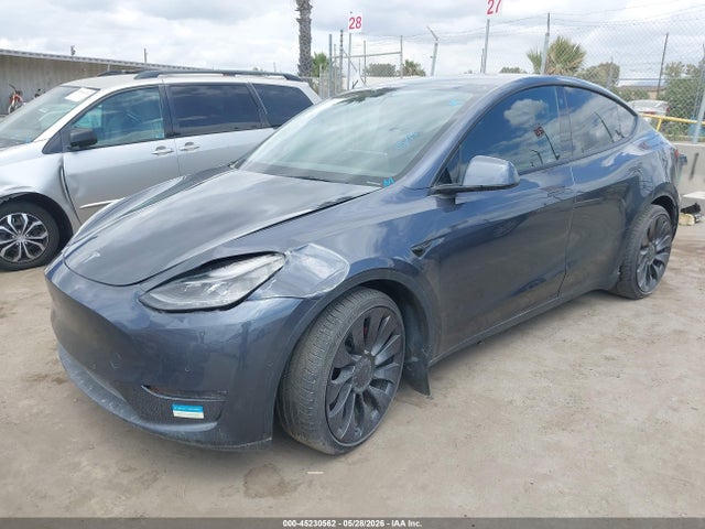 Tesla Model Y Performance Dual Motor All-wheel Drive
