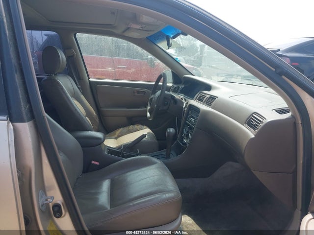 Toyota Camry Xle V6