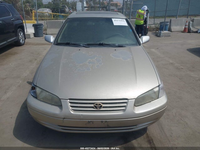 Toyota Camry Xle V6