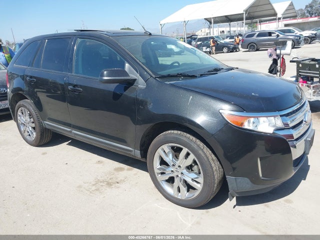 Salvage Ford Edge Image