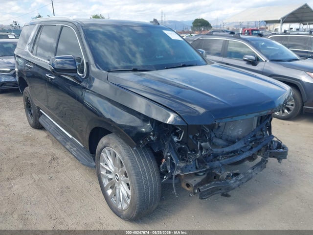 Salvage Cadillac Escalade Image