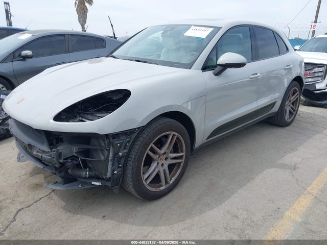 Porsche Macan S