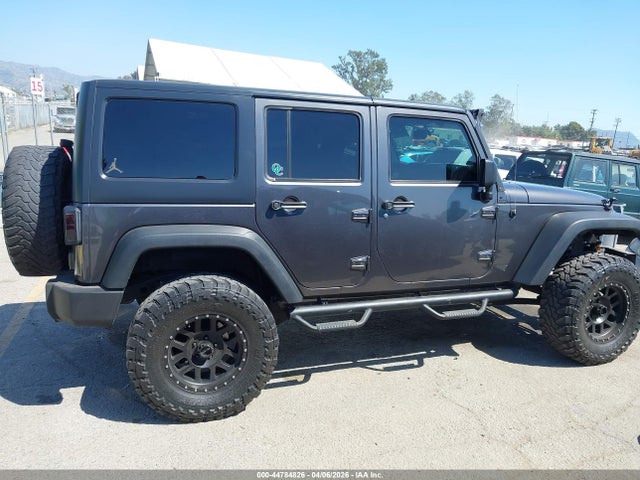 Jeep Wrangler Sport 4x4