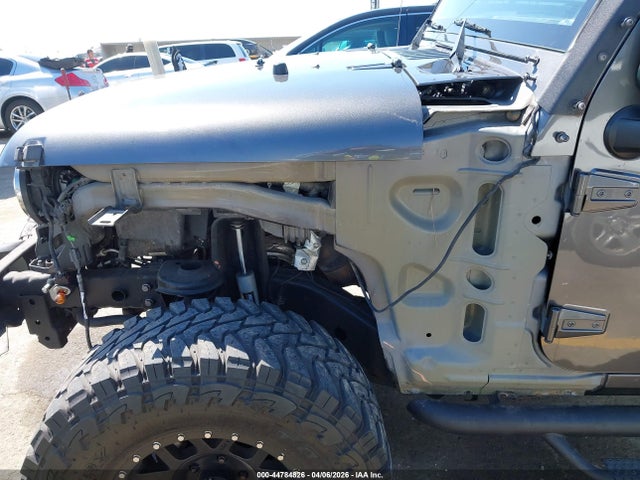 Jeep Wrangler Sport 4x4