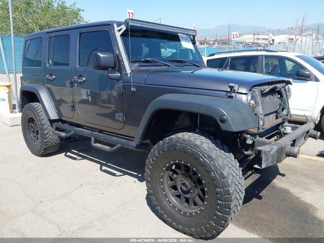 Salvage Jeep Wrangler Image