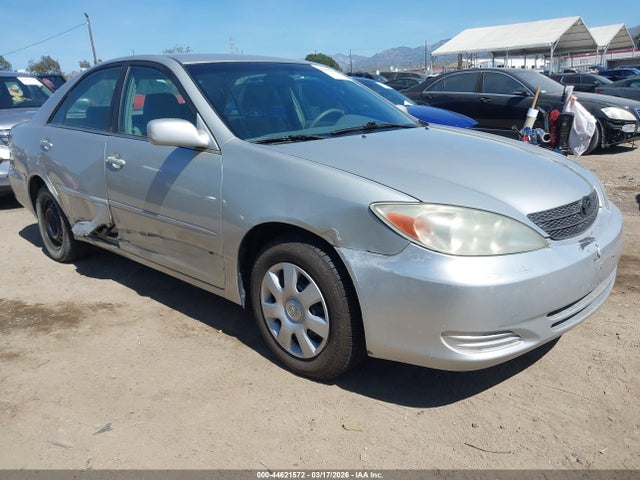 Salvage Toyota Camry Image