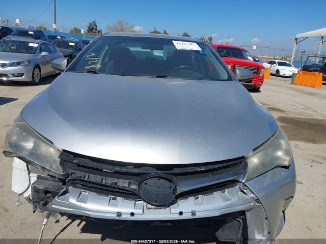 Toyota Camry Se