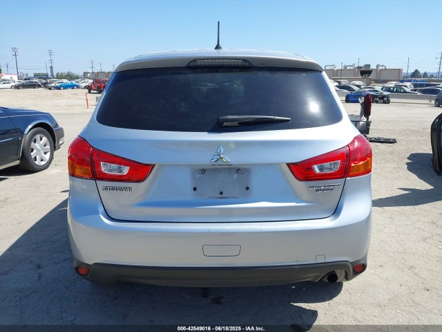 Mitsubishi Outlander 2.0 Es